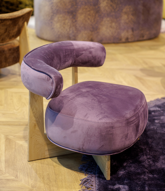 Fotoliu MOUSSE culoare mov, vedere de sus, cadrtu lemn masiv si tapiterie premium la alegere