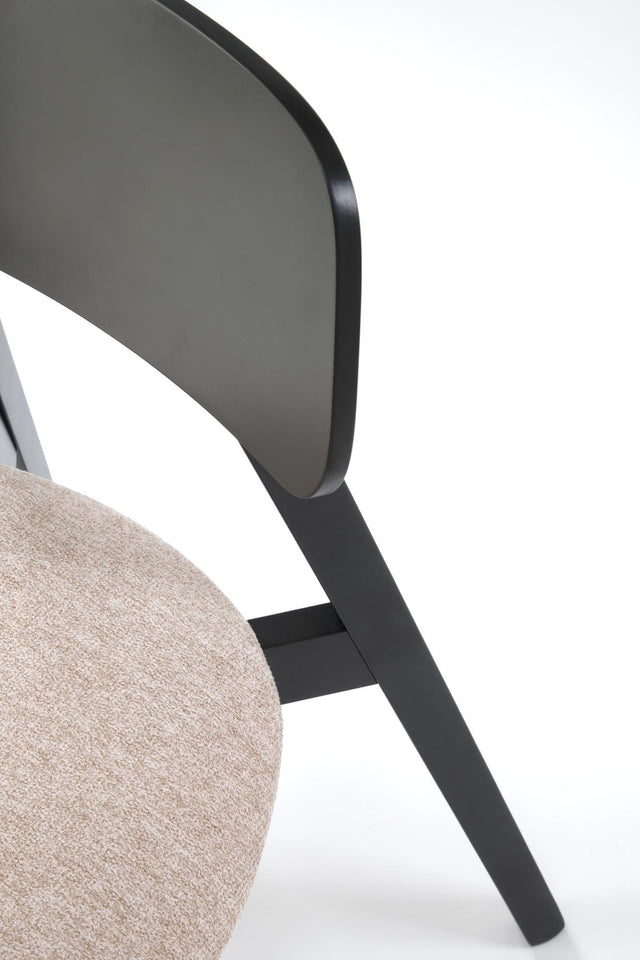 Scaun Paisan vedere laterală, profil modern și subțire