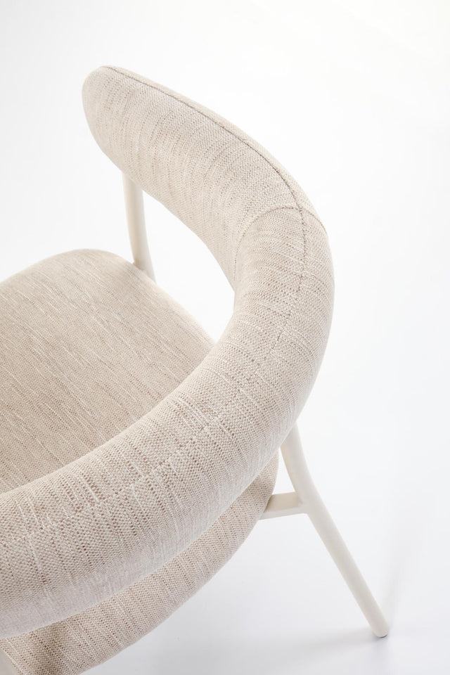 Detaliu spătar Scaun Ili, design ergonomic și finisaje curate